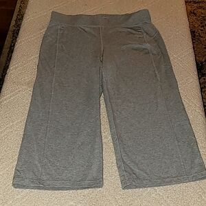 NordicTrack women's Capri pants size medium